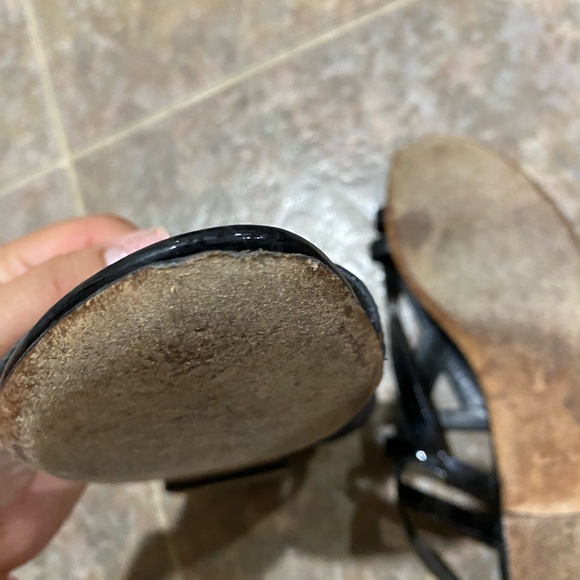 LV Revival Sandal 37 - Picture 4 of 8